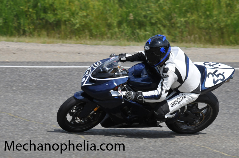 AP1_4537