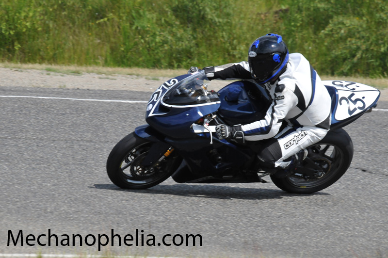 AP1_4573
