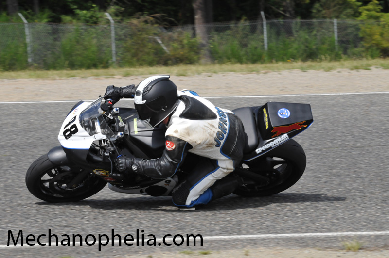AP1_4689