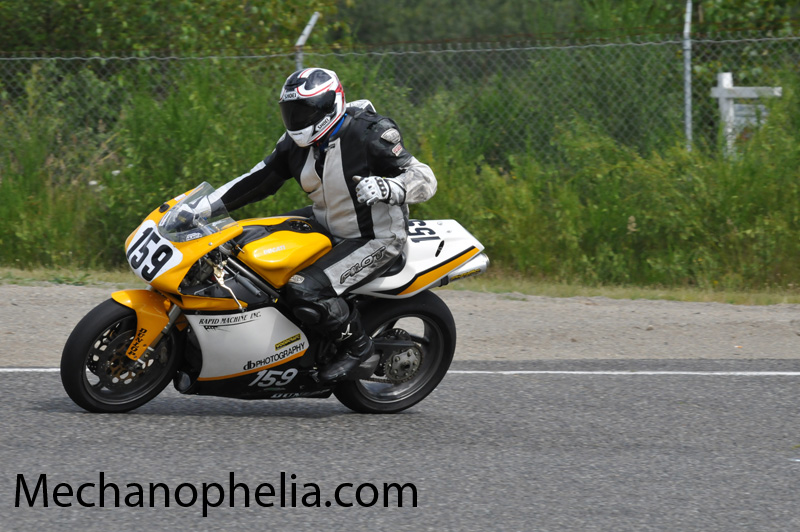 AP1_4833